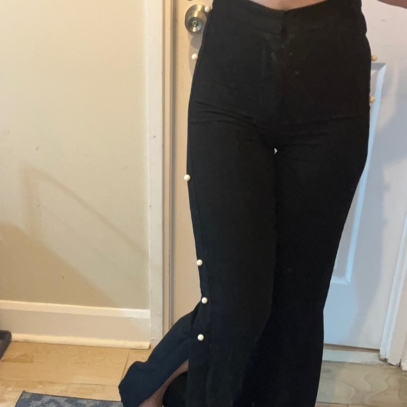 Asymmetrical pearl black flare pants - Picture 5 of 5